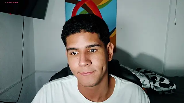 Snapshot of juanacock_1 chatting on October 4, 1:14 am juanacock 1 online show from October 4, 1:14 am