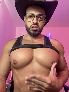 magnumchris online show from March 13, 2:01 pm