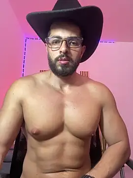 magnumchris online show from May 7, 2:39 am