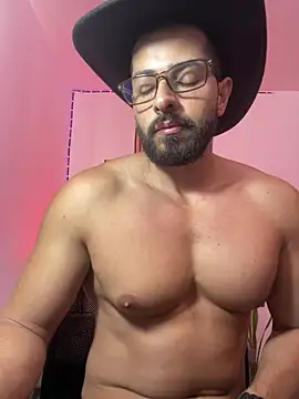 magnumchris online show from May 7, 2:44 pm