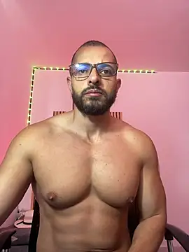 magnumchris online show from May 14, 1:18 pm