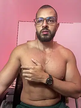 magnumchris online show from May 16, 3:11 pm