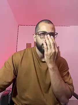 magnumchris online show from May 21, 2:07 am