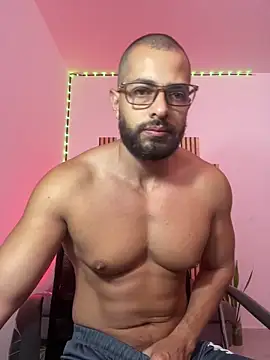 magnumchris online show from May 28, 10:56 am