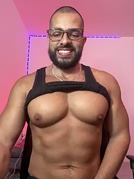 magnumchris online show from May 28, 11:02 pm