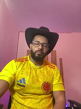magnumchris online show from July 3, 1:17 pm