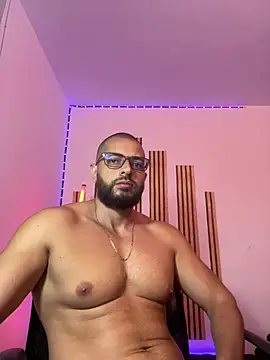 magnumchris online show from July 6, 10:34 pm