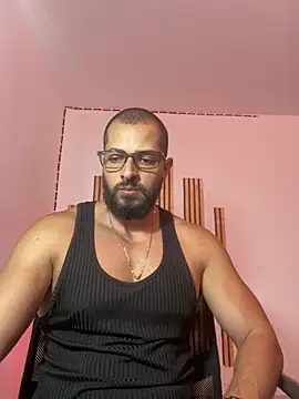 magnumchris online show from July 16, 8:15 pm