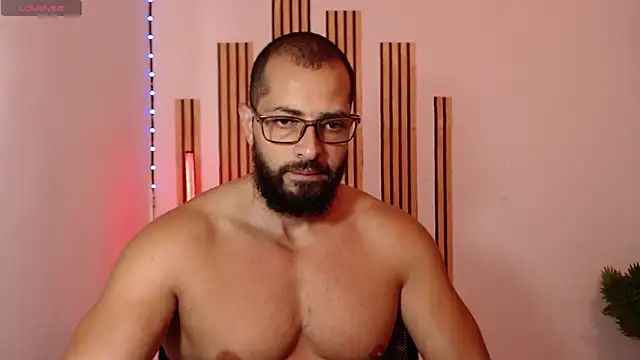 magnumchris online show from July 18, 2:21 pm
