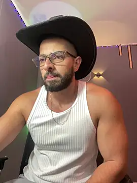 magnumchris online show from August 1, 8:52 pm