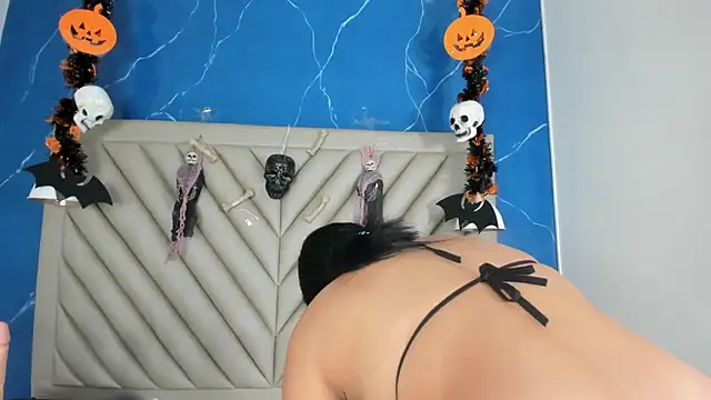 Snapshot of Ibbie_drastic chatting on October 25, 12:23 pm Ibbie drastic online show from October 25, 12:23 pm