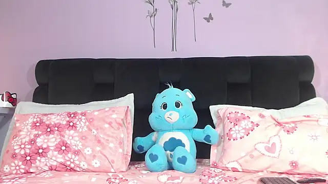 KendallWings online show from October 23, 6:17 pm