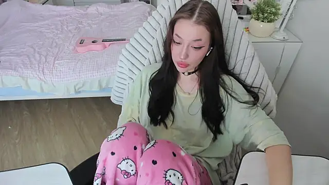 saadnesstyan online show from September 21, 4:58 am