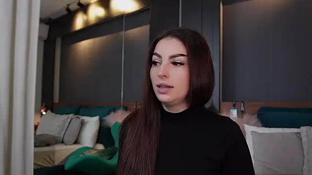 EmilyTrix online show from April 30, 12:50 am