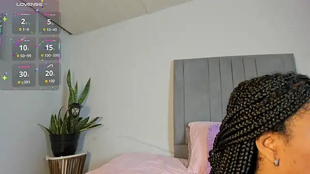 Snapshot of Sophia_Ebony chatting on October 23, 12:26 pm Sophia Ebony online show from October 23, 12:26 pm