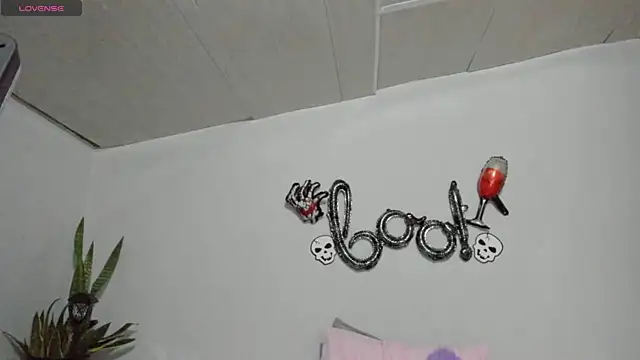 Snapshot of Sophia_Ebony chatting on October 27, 12:31 pm Sophia Ebony online show from October 27, 12:31 pm