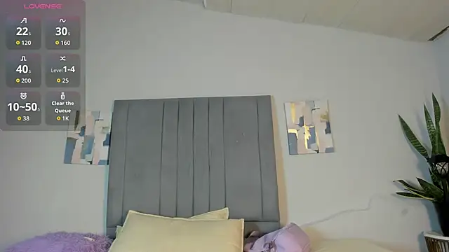 Snapshot of Sophia_Ebony chatting on November 15, 12:34 pm Sophia Ebony online show from November 15, 12:34 pm