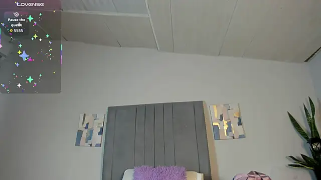 Snapshot of Sophia_Ebony chatting on November 16, 1:28 pm Sophia Ebony online show from November 16, 1:28 pm