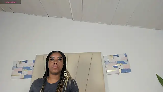Snapshot of Sophia_Ebony chatting on June 10, 12:15 pm Sophia Ebony online show from June 10, 12:15 pm