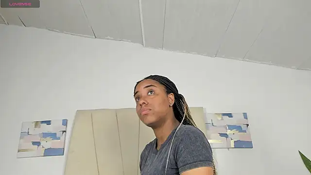 Sophia Ebony online show from June 24, 12:15 pm