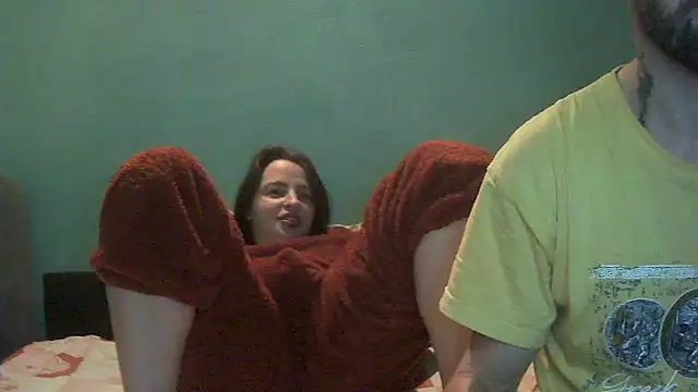 Snapshot of CleverPitzimitzi chatting on February 14, 6:15 pm CleverPitzimitzi online show from February 14, 6:15 pm