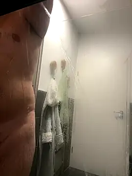 yungdboiy online show from October 8, 7:44 pm