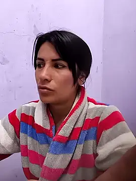 karinnahotdirty online show from July 14, 9:09 pm