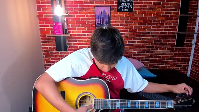 Thiago Kozak online show from June 6, 1:38 pm
