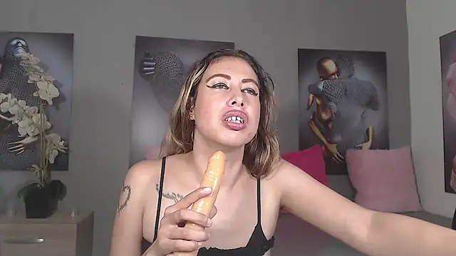 AntonellaBlanc online show from June 9, 4:46 am