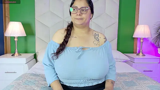 from heaven1 online show from April 25, 1:03 pm