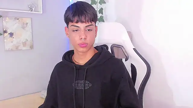 Thomas wil online show from September 11, 4:34 am