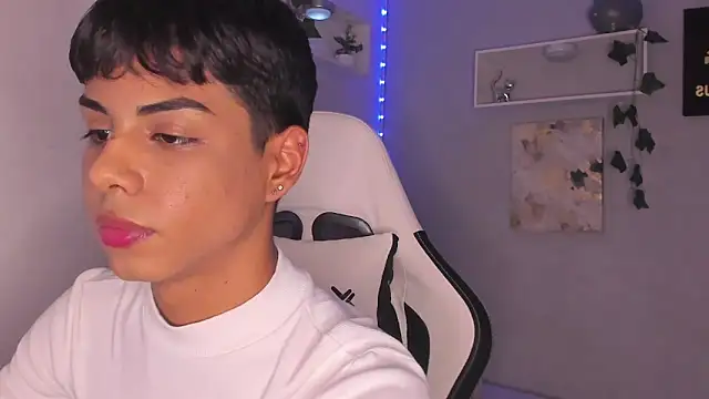 Thomas wil online show from October 16, 6:25 am