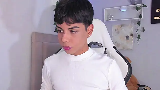 Thomas wil online show from October 18, 6:37 am