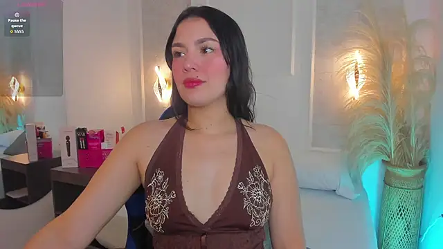 Snapshot of cristina_gallardo chatting on July 12, 2:13 am cristina gallardo online show from July 12, 2:13 am