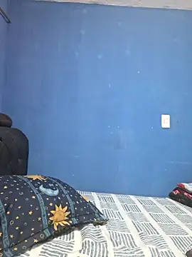 Snapshot of Hanna_Kieran chatting on November 14, 1:26 am Hanna Kieran online show from November 14, 1:26 am