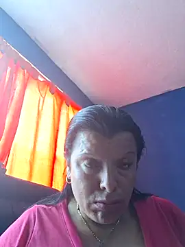 Snapshot of Hanna_Kieran chatting on December 4, 6:49 pm Hanna Kieran online show from December 4, 6:49 pm