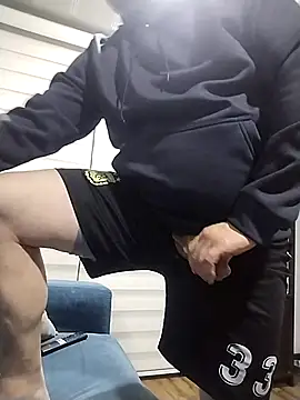 BigCristh79 online show from November 8, 4:45 am