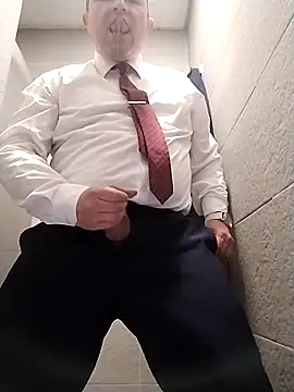 BigCristh79 online show from November 8, 9:13 pm