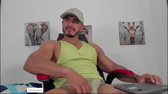 Snapshot of magnusclark chatting on July 22, 7:27 pm magnusclark online show from July 22, 7:27 pm