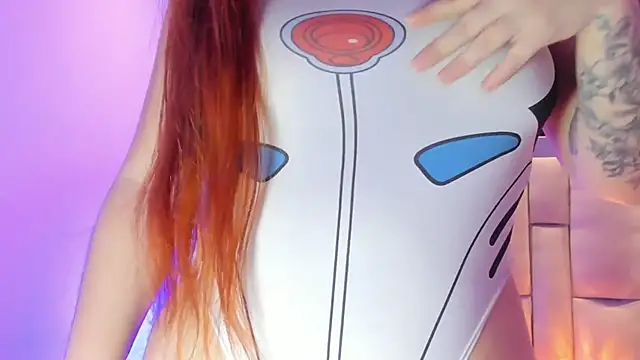 megan whitee   online show from March 5, 1:45 am