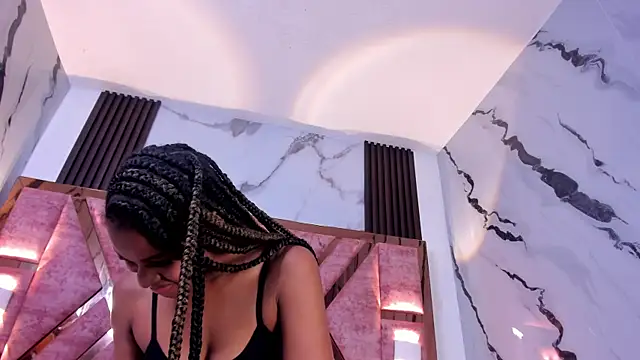 kandy bronw online show from June 20, 2:03 am