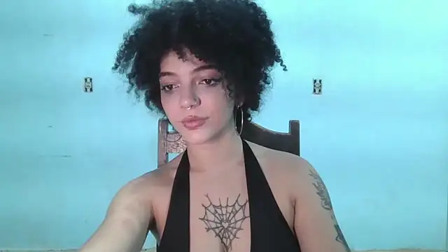 Snapshot of CamillyBlum chatting on March 27, 11:15 pm CamillyBlum online show from March 27, 11:15 pm
