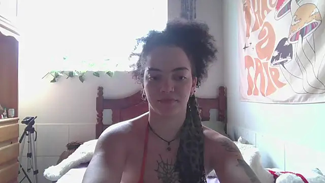 Snapshot of CamillyBlum chatting on April 1, 5:10 pm CamillyBlum online show from April 1, 5:10 pm