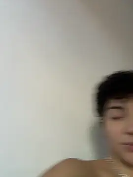 Snapshot of CamillyBlum chatting on April 24, 7:49 pm CamillyBlum online show from April 24, 7:49 pm
