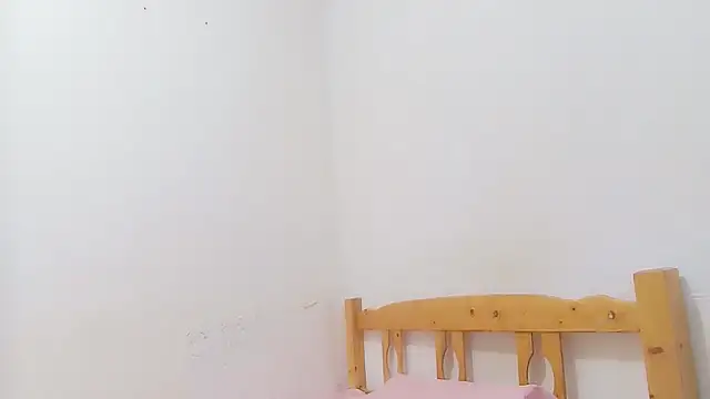 Snapshot of yueeraijj88 chatting on November 30, 5:44 am yueeraijj88 online show from November 30, 5:44 am