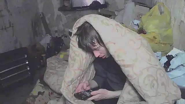 Snapshot of makarov1993 chatting on May 3, 5:30 pm makarov1993 online show from May 3, 5:30 pm