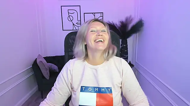 Snapshot of NinaStarle chatting on September 11, 4:34 am NinaStarle online show from September 11, 4:34 am