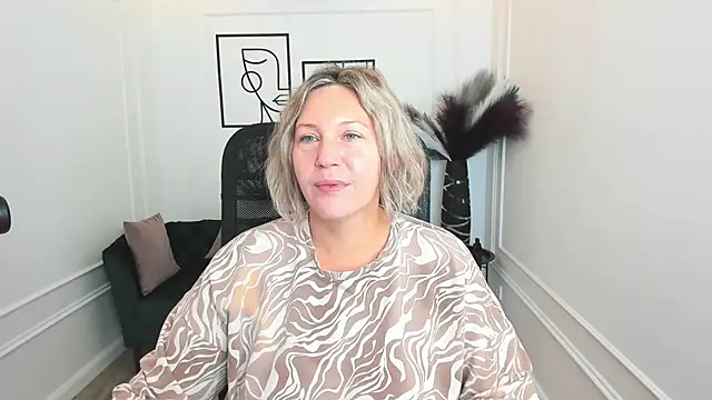 Snapshot of NinaStarle chatting on September 28, 4:29 am NinaStarle online show from September 28, 4:29 am