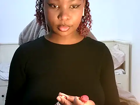 zoe215 online show from May 15, 10:17 pm
