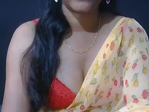 Snapshot of Priyanka_rao chatting on July 2, 4:35 pm Priyanka rao online show from July 2, 4:35 pm